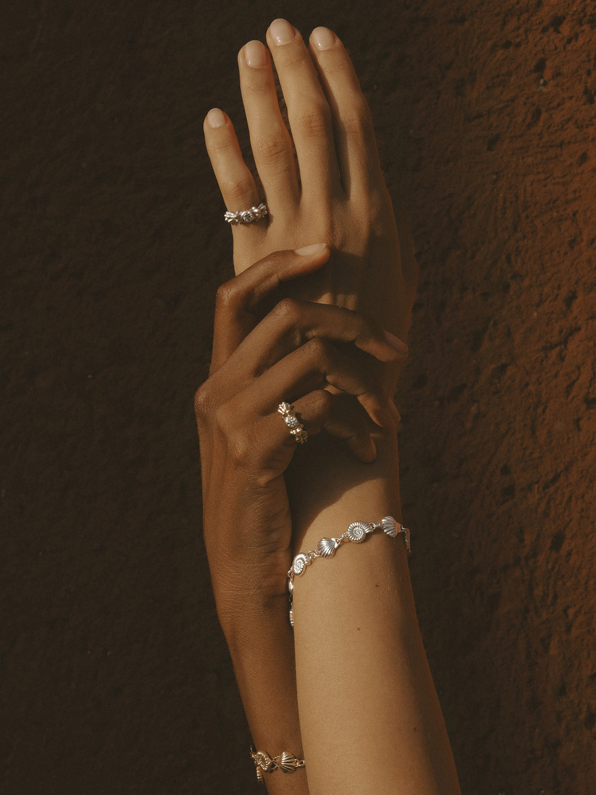 AMOR Ring in 18k yellow and white gold by Pola Jewellery—sculptural pinky ring with lab-grown diamond, symbolizing love.