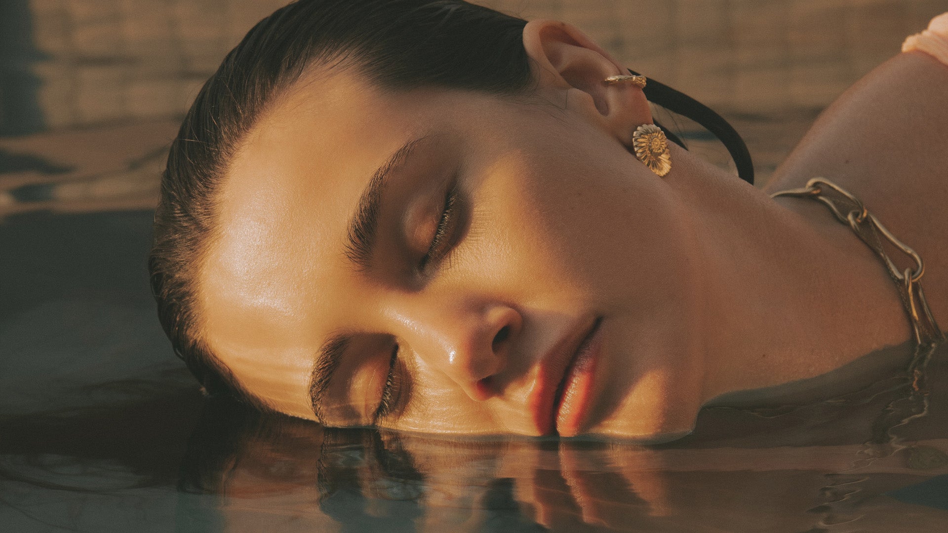 Meaningful jewellery gifts — modern heirlooms crafted to empower with confidence and effortless coolness from Pola Jewellery.